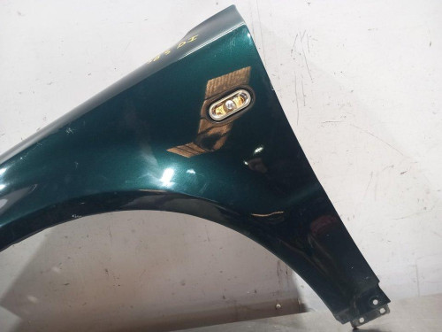  ALETA DELANTERA IZQUIERDA Volkswagen PASSAT BERLINA (3B3) 