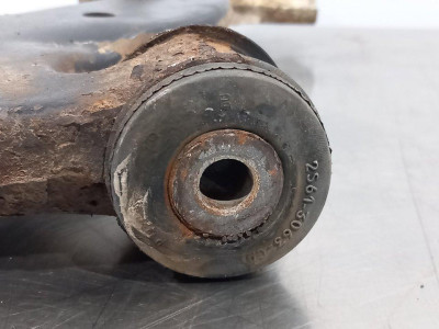 BRAZO SUSPENSION INFERIOR DELANTERO DERECHO, FORD, FIESTA (CBK)