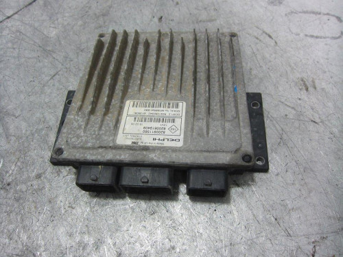 CENTRALITA MOTOR UCE RENAULT CLIO III 