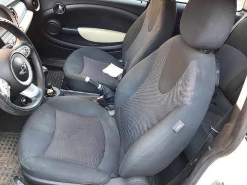 MINI MINI (R56) — автомобиль-донор на запчасти 