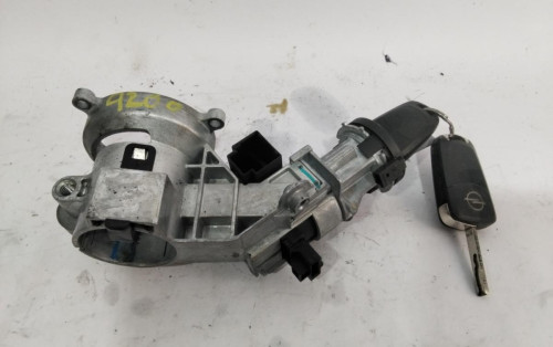CONMUTADOR DE ARRANQUE OPEL CORSA D 