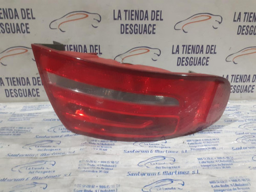  PILOTO TRASERO IZQUIERDO 