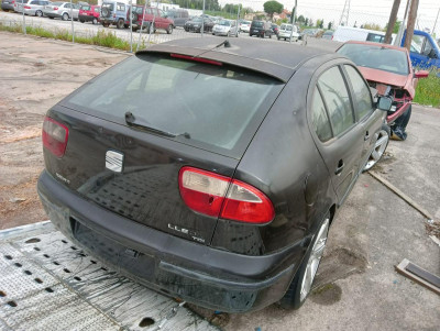 SEAT LEON (1M1)