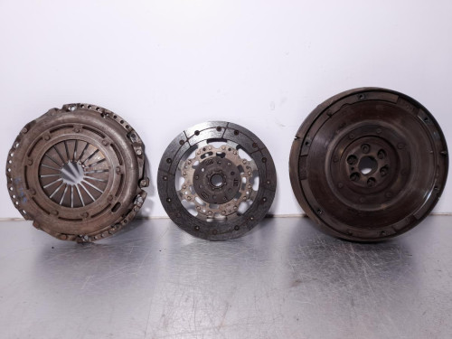 KIT EMBRAGUE FORD FOCUS C-MAX (CAP)(2003) 