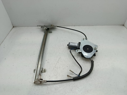 ELEVALUNAS DELANTERO DERECHO HYUNDAI ATOS PRIME (MX) 