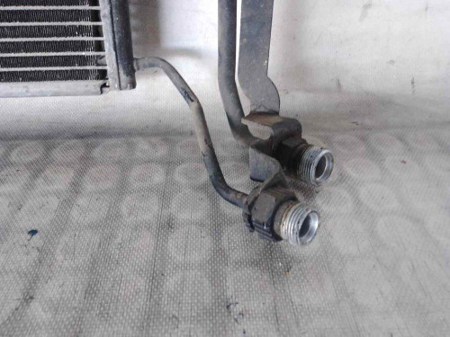CONDENSADOR / RADIADOR AIRE ACONDICIONADO Audi A6 AVANT (4B5) 