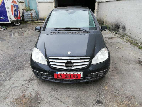 MERCEDES-BENZ CLASE A (BM 169) — vehículo donante para recambios 