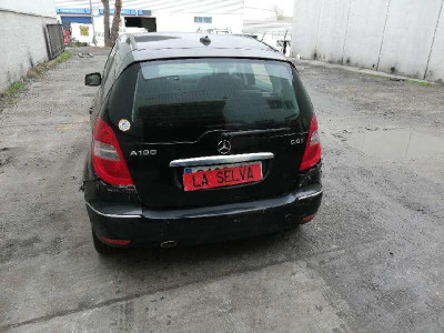 MERCEDES-BENZ CLASE A (BM 169)