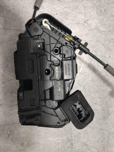 CERRADURA PUERTA DELANTERA DERECHA Volkswagen GOLF VII BERLINA (BQ1/BE2) 