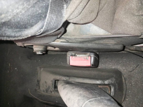 ENGANCHE CINTURON DELANTERO IZQUIERDO Seat INCA (6K9) 