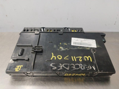 CAJA RELES / FUSIBLES