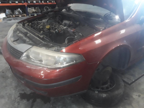 RENAULT LAGUNA II (BG0) — vehículo donante para recambios 