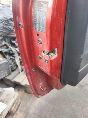 CERRADURA PUERTA DELANTERA IZQUIERDA