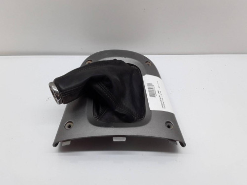 GUARNECIDOS PALANCA CAMBIO TOYOTA RAV4 (A3) 