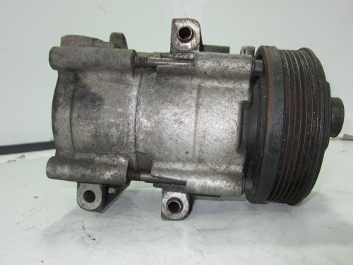  COMPRESOR AIRE ACONDICIONADO 