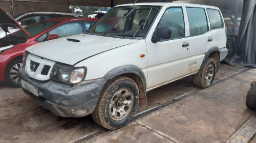  NISSAN TERRANO II (R20) 