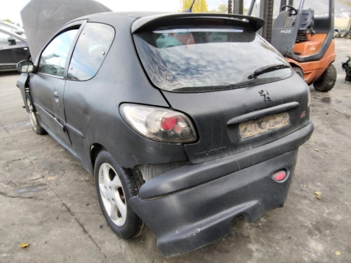 PEUGEOT 206 — vehículo donante para recambios 