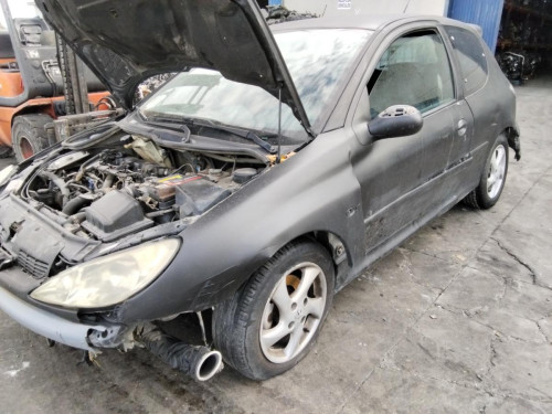 PEUGEOT 206 — vehículo donante para recambios 