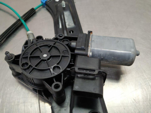 ELEVALUNAS DELANTERO IZQUIERDO BMW SERIE 1 BERLINA 5P (F20) 