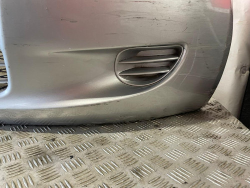 PARAGOLPES DELANTERO 
