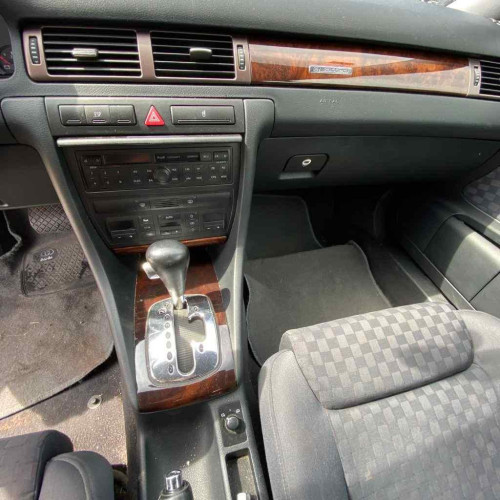  AUDI A6 BERLINA (4B2) 