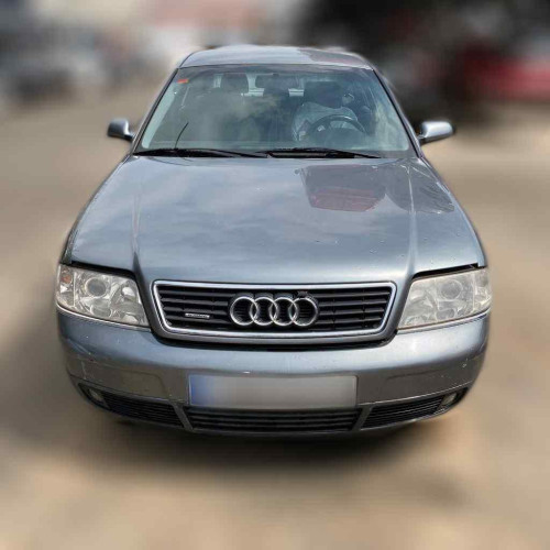  AUDI A6 BERLINA (4B2) 