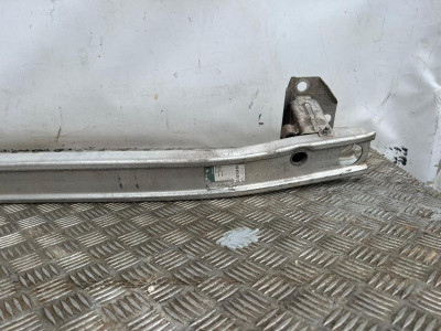 REFUERZO PARAGOLPES DELANTERO
