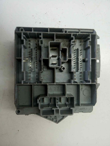 CAJA RELES / FUSIBLES Alfa Romeo 147 (190) 
