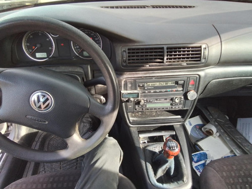 VOLKSWAGEN PASSAT BERLINA (3B3) — автомобиль-донор на запчасти 