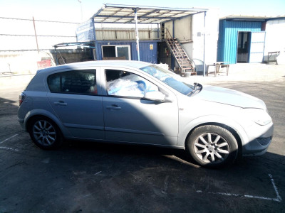 OPEL ASTRA H BERLINA