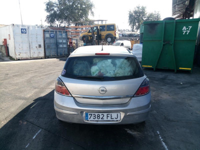 OPEL ASTRA H BERLINA