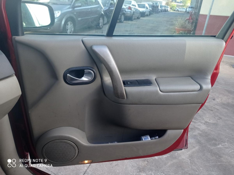 GUARNECIDO PUERTA DELANTERA DERECHA Renault Scenic II (JM)(2003->)
