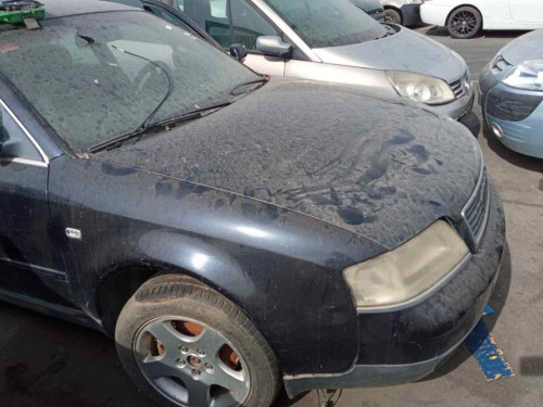  AUDI A6 BERLINA (4B2) 