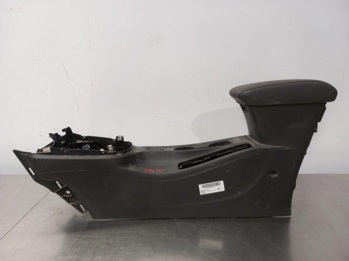  APOYABRAZOS CENTRAL, OPEL, ASTRA K BERLINA 5P 