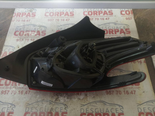 PILOTO TRASERO IZQUIERDO Peugeot 208 