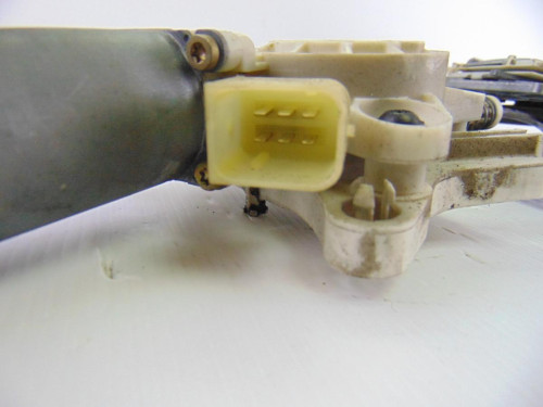  ELEVALUNAS DELANTERO IZQUIERDO Mercedes-Benz CLK (BM 209) COUPE 