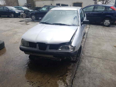 SEAT CORDOBA BERLINA (6K2)