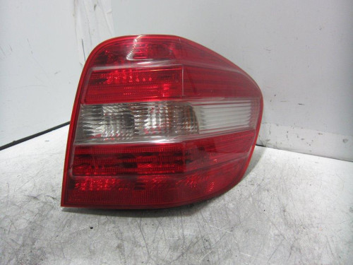  PILOTO TRASERO DERECHO Mercedes-Benz CLASE ML (BM 164) 