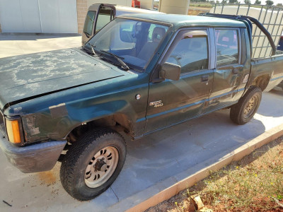 MITSUBISHI L200 (K34T)