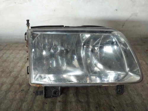 FARO DERECHO Volkswagen POLO III (6N1) 