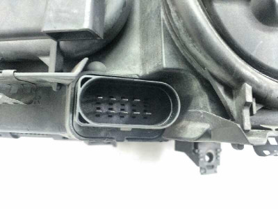 FARO DERECHO, AUDI, A8 (D2)