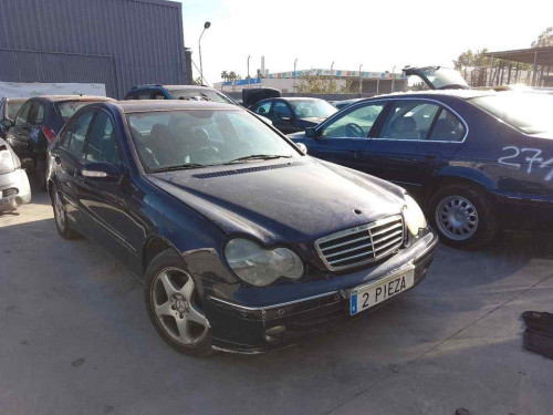 MERCEDES-BENZ CLASE C (BM 203) BERLINA — vehículo donante para recambios 
