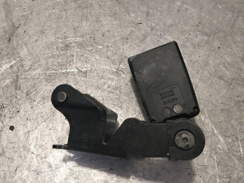 ENGANCHE CINTURON TRASERO DERECHO BMW SERIE 3 COMPACTO (E46) 