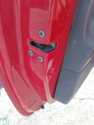 CERRADURA PUERTA DELANTERA IZQUIERDA