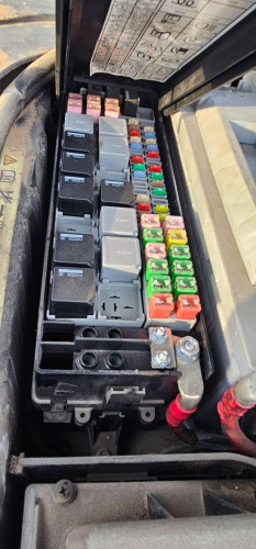  CAJA RELES / FUSIBLES Land Rover RANGE ROVER SPORT 