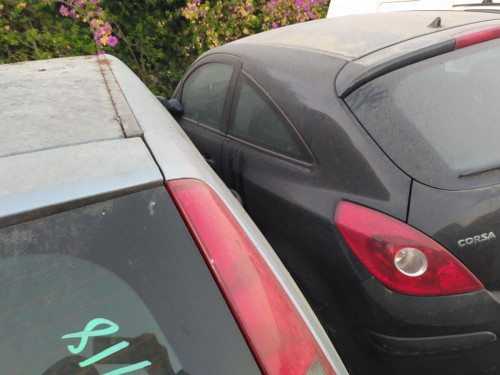  LUNA DELANTERA IZQUIERDA Opel CORSA D 