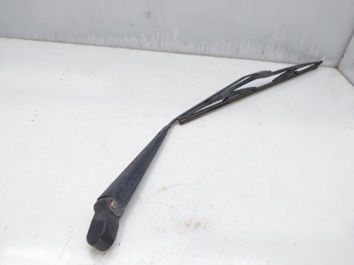 BRAZO LIMPIA TRASERO PEUGEOT 205 BERLINA 