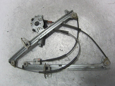 ELEVALUNAS DELANTERO IZQUIERDO