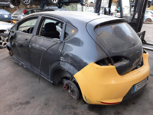  SEAT LEON (1P1) 