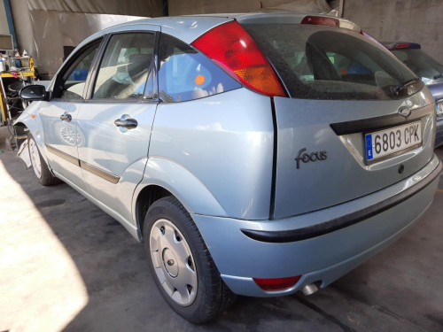  FORD FOCUS BERLINA (CAK) 